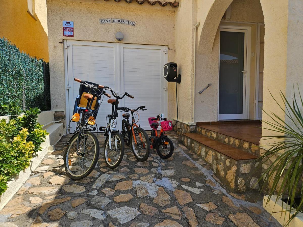 Casa Sebastian Villa L' Escala Eksteriør bilde
